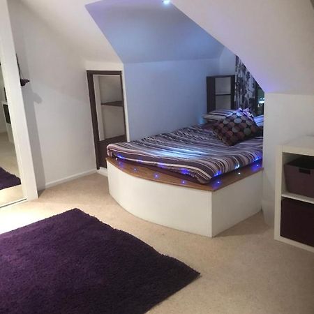 Top Floor In Beautiful Home Weymouth Dış mekan fotoğraf
